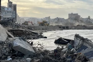 السجن لـ12 مسؤولا ليبيا على خلفية فيضانات مدينة درنة التي قتل فيها أكثر من 4500 شخص