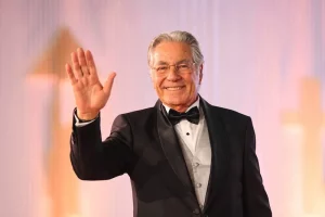 وفاة الممثل المصري مصطفى فهمي عن 82 عاما