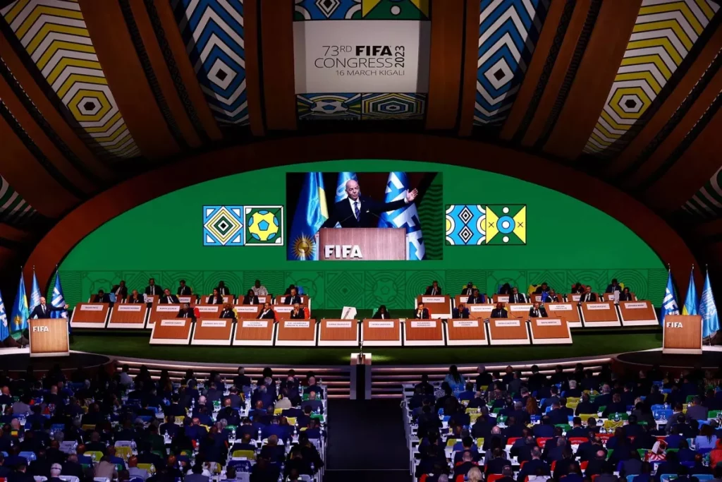 الاتحاد الدولي لكرة القدم يُعلن رسمياً عن فوز السعودية باستضافة «مونديال 2034