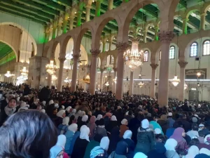 سوريا تحتفل بجمعة النصر بعد سقوط نظام الأسد