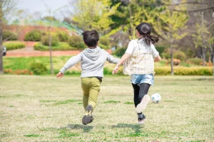 طريقة بسيطة لإبعاد الأطفال عن الشاشات
