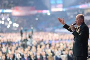 إردوغان يؤكد المُضي نحو دستور جديد لتركيا ويؤيد الحوار مع أوجلان