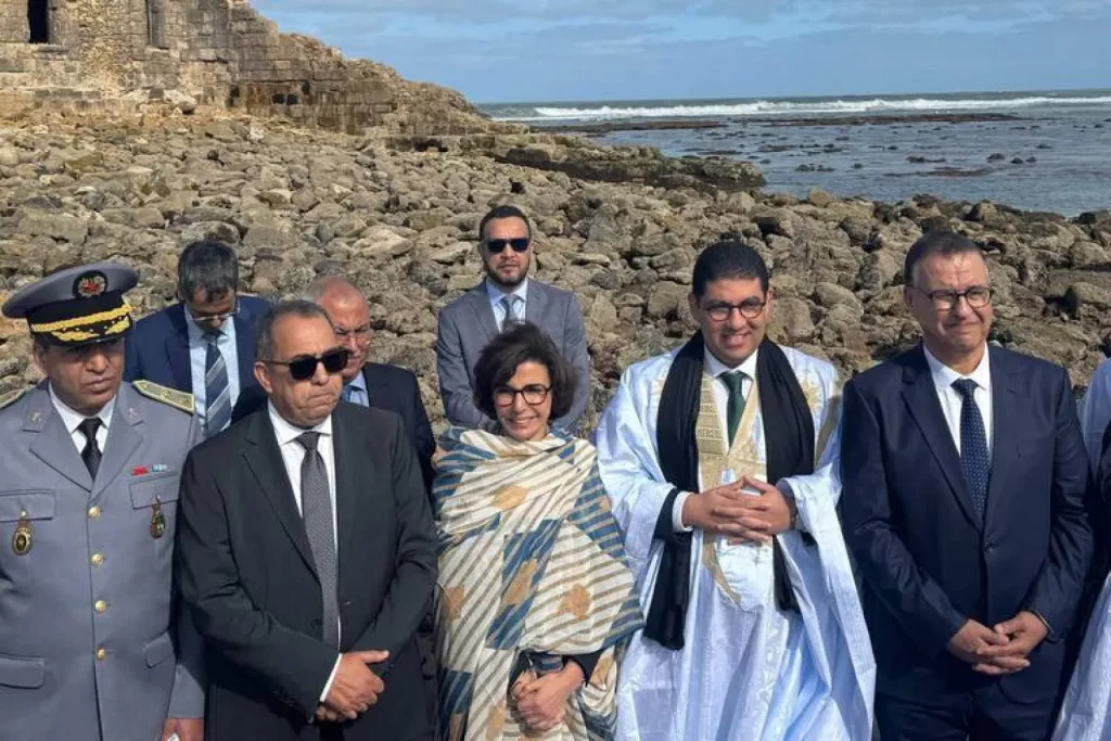 الجزائر تحتج بشدة على زيارة وزيرة الثقافة الفرنسية للصحراء