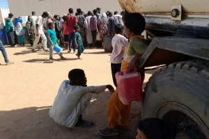 الجيش السوداني يعلن السيطرة على قطاع رئيسي في العاصمة وإعتزام تشكيل حكومة انتقالية قريبا