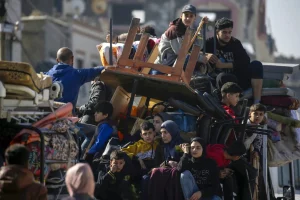 «مستقبل غزة» يفجر خلافاً بين «حماس» و«الجامعة العربية» والحركة ترفض اعتبار خروجها من المشهد «مصلحة للشعب الفلسطيني»