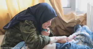 نقص حاد بالأدوية.. وضع كارثي يعيشه قطاع الصحة في سوريا