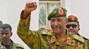 البرهان من داخل القصر الرئاسي: الخرطوم تحررت من «الدعم السريع»