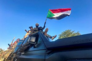 أطباء بلا حدود توقف نشاطاتها في مخيم زمزم بدارفور