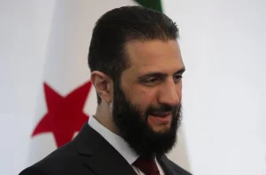 تضم امرأتين... الشرع يكلف لجنة بصياغة مسودة الإعلان الدستوري