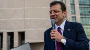 رئيس بلدية إسطنبول يغرد من محبسه ويوجه رسالة إلى الجميع