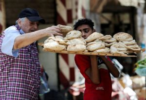 الحكومة المصرية توافق على موازنة بعجز يصل إلى 30 مليار دولار