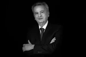 لبنان يتهم رياض سلامة بجرم "اختلاس" أموال من المصرف المركزي
