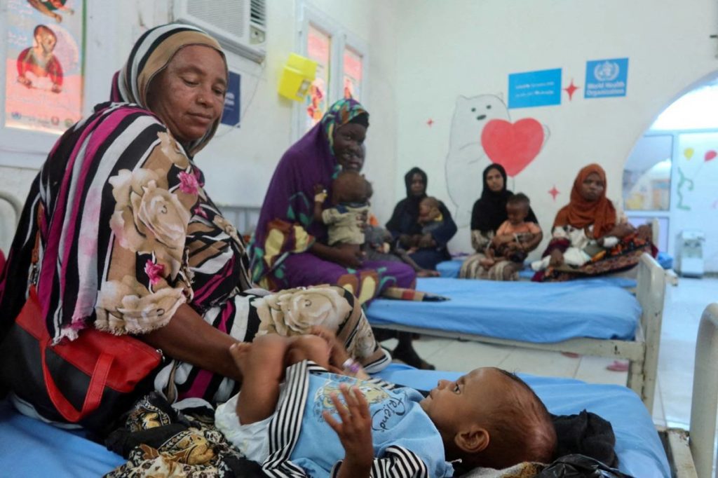 الصليب الأحمر: 75 في المئة من السودانيين بلا رعاية صحية