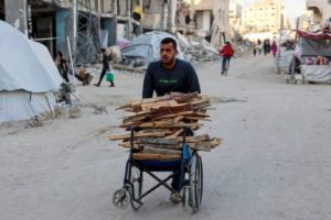 "حماس" مستعدة لهدنة 5 سنوات تشمل إطلاق الرهائن دفعة واحدة