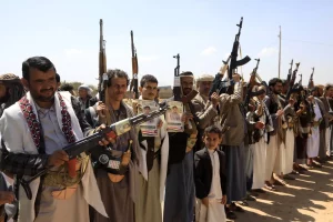 الحوثيون يصدمون المجتمع اليمني بمنع تعليم اللغة الإنجليزية وتكثيف تعليم اللغة العربية والتفسير الحوثي للقرآن الكريم حصراً
