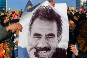 قرار حل «العمال الكردستاني» يفجر معارك سياسية في تركيا