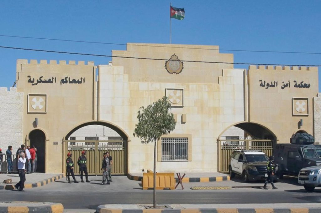 أحكام بالسجن والإعدام لـ7 أردنيين دينوا بـ"أحداث إرهابية"
