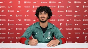 لاعب مصري آخر يوقع مع ليفربول.. تعرف على كريم أحمد