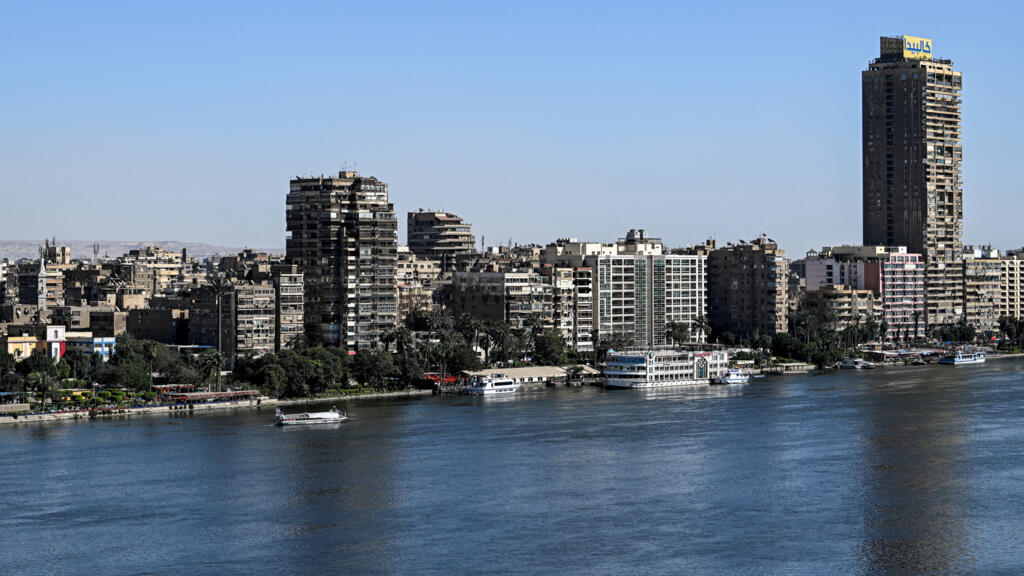 اشتعال شبكات التواصل الاجتماعي المصرية بسبب قانون الإيجار القديم ... ومشاهير بين ضحايا إلغاء القانون