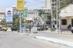 صوماليا: حركة "الشباب" تتبنى انفجارا بقاعدة عسكرية في مقديشو
