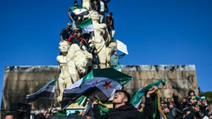 سوريا: جدل بعد تحطم "تمثال الشهداء" في حلب.. هل هو حادث عرضي أم تصرف متعمد ضد "الأصنام"؟
