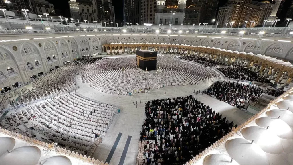 السعودية تتيح التقديم المباشر على تأشيرة العمرة بلا وسيط