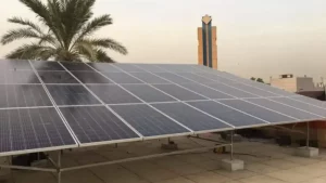 العراق الغني بالموارد النفطية يفتتح أول محطة للطاقة الشمسية