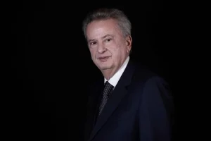 إخلاء سبيل حاكم مصرف لبنان السابق رياض سلامة بعد دفع كفالة مالية بلغت أكثر من 14 مليون دولار