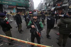 11 قتيلاً بهجوم انتحاري خلال تجمّع للبلوش جنوب غرب باكستان