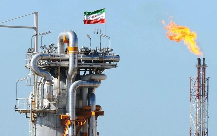 تحذيرات من أزمة محتملة في إمدادات الغاز الطبيعي بإيران مع اقتراب الشتاء... السياسة الخارجية والتصدير للخارج على حساب رفاهية الشعب