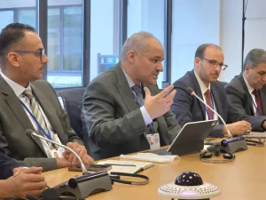 مليارات «غير معلومة المصدر» تفجر جدلاً واسعاً في ليبيا