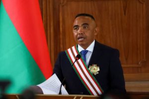 راندريانيرينا يؤدي اليمين رئيسا لمدغشقر بعد أيام من سيطرة العسكر على السلطة