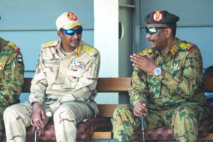 السودانيون يعلقون أملهم الأخير على «الرباعية» لوقف الحرب