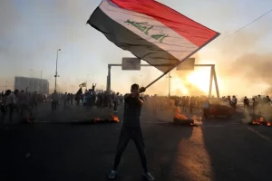 من خلال الزيارات السرية... إيران تعيد ضبط المشهد السياسي في العراق لضمان ولاء حلفائها الشيعة والتحكم بإيقاع السياسة العراقية