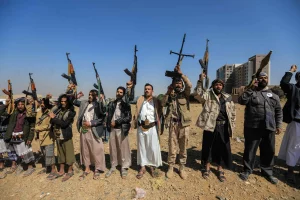 اليمن: فريق الخبراء الدوليين يؤكد تعاظم التهديد الحوثي محلياً وإقليمياً... دعم خارجي واقتصاد حرب وانتهاكات واسعة منها الاعتقال التعسفي والإخفاء القسري والتجنيد الإجباري للأطفال
