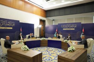 حكومة شرق ليبيا ترفض "الهيئة العليا للرئاسات" وتلوح بالحكم الذاتي