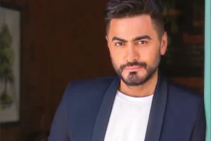 المطرب تامر حسني يوضح حالته الصحية ويكشف حقيقة "الخطأ الطبي"