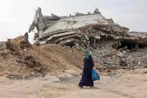 بلديات غزة تحذر من انهيار الخدمات بسبب نقص الوقود