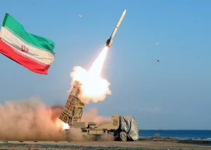 إيران تطلق صاروخ باليستي بمدى غير مسبوق.. هل استعراض قوة ام تجاهل صارخ لاقتصاد يترنّح تحت العقوبات وسوء إدارة وتضخم واضطهاد؟