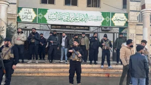سوريا: جماعة متطرفة تطلق على نفسها "سرايا أنصار السنة" تتبنى تفجير مسجد في حمص