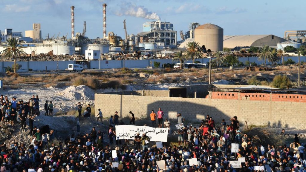 اتحاد الشغل التونسي يقرر تنفيذ إضراب عام يوم 21 يناير المقبل