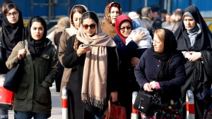 الحجاب يعود إلى واجهة الجدل السياسي في إيران