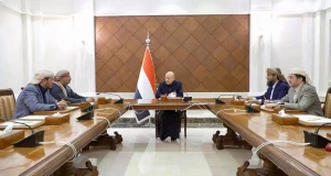 «اليمن: الخيانة العظمى» تسقط الزبيدي... و«التحالف» يعلن فراره إلى مكان مجهول