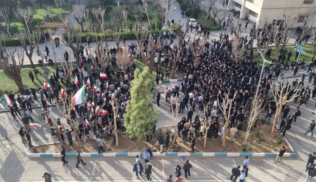 طهران تحذر حراك الطلاب من تجاوز «الخطوط الحمراء»