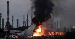 حرب إيران على شريان الخليج: استهداف الطاقة لإخضاع الاقتصاد العربي وإلحاق الضرر به