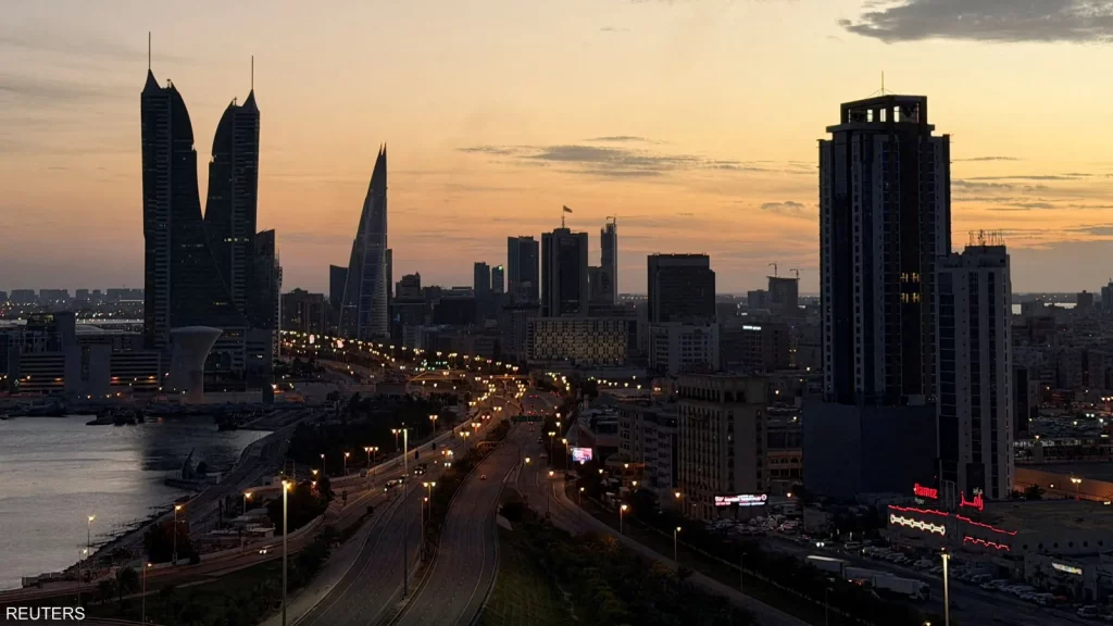 قطر تدين هجوما إيرانيا على مبان في البحرين تضم قوات قطرية