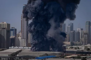 الإمارات: اعتراض أكثر من 1500 صاروخ ومسيّرة منذ بدء الاعتداءات