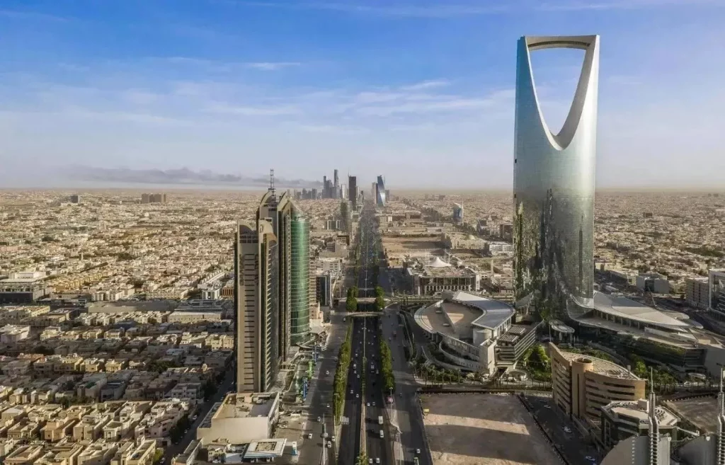 السعودية: تصريحات بزشكيان خالفت الواقع... وهجمات إيران استمرت بحجج واهية
