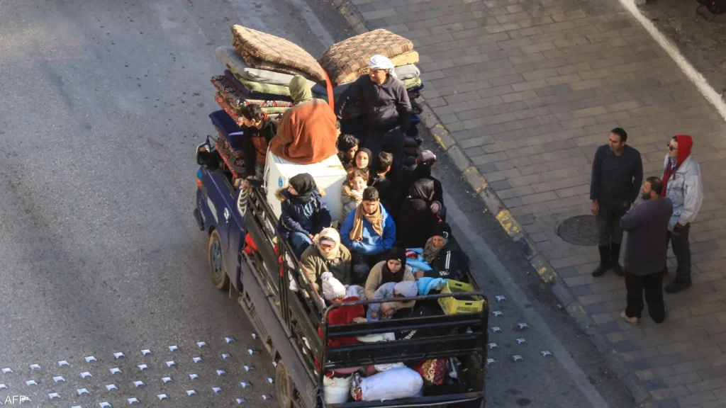 لبنان ينزح.. 700 ألف شخص بينهم نحو 200 ألف طفل يفرون مع تصاعد الحرب