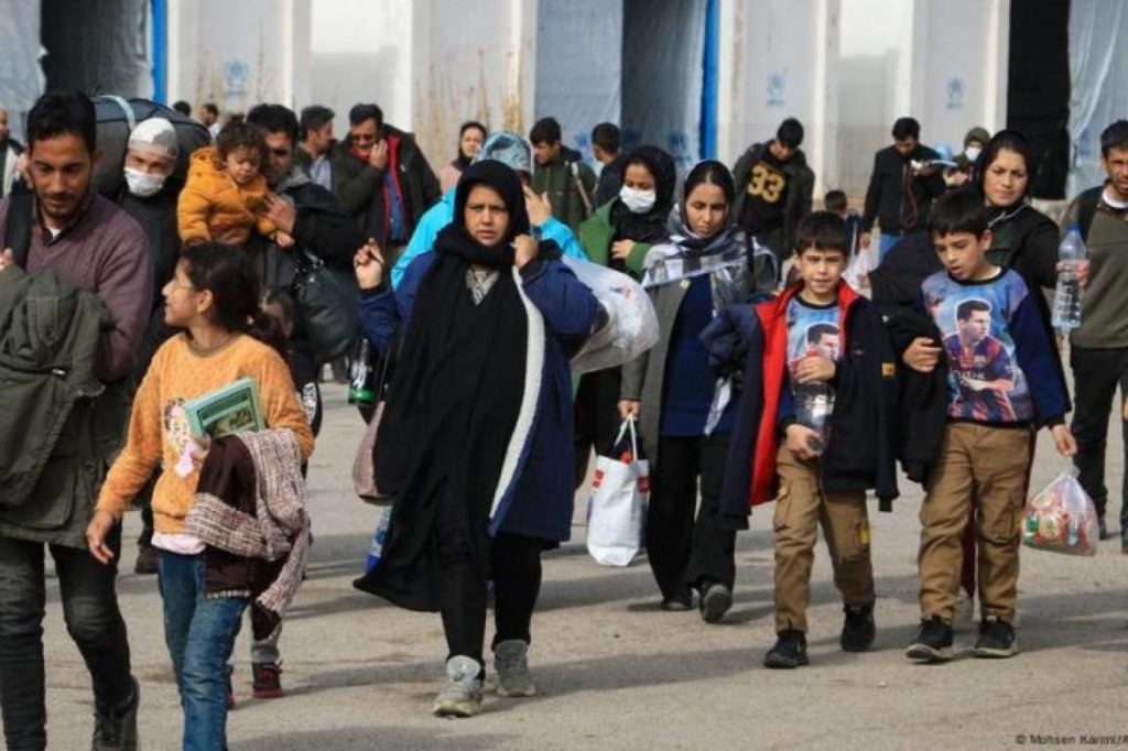 الأمم المتحدة تساعد بعض المهاجرين على مغادرة إيران... ونزوح 3.2 مليون شخص بسبب الحرب